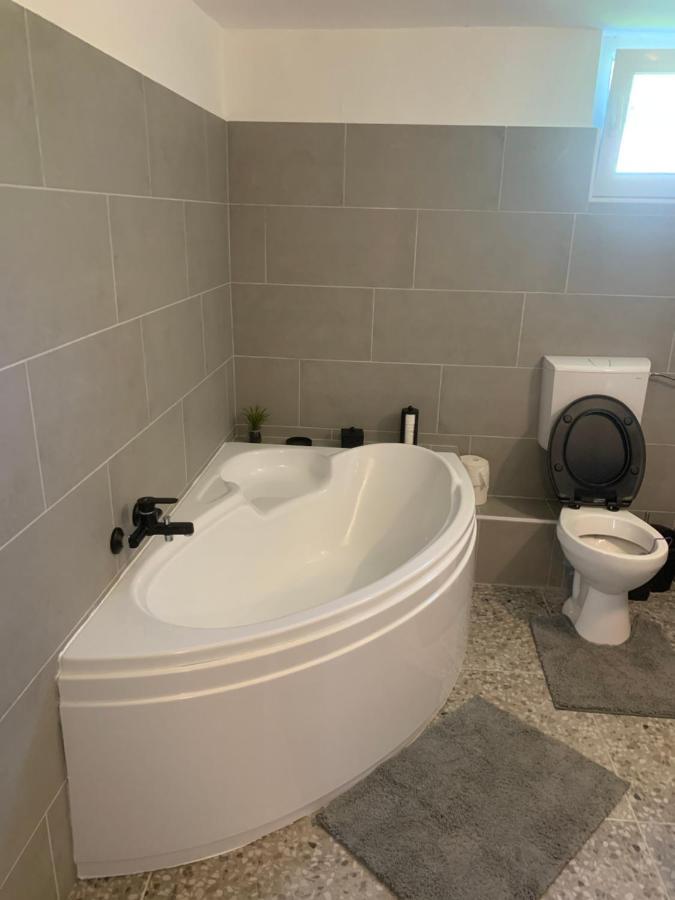 Ferienwohnung Dora Vendeghaz Letenye Exterior foto